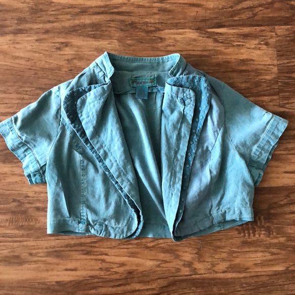 Crop top jacket. - Picture 1 of 2